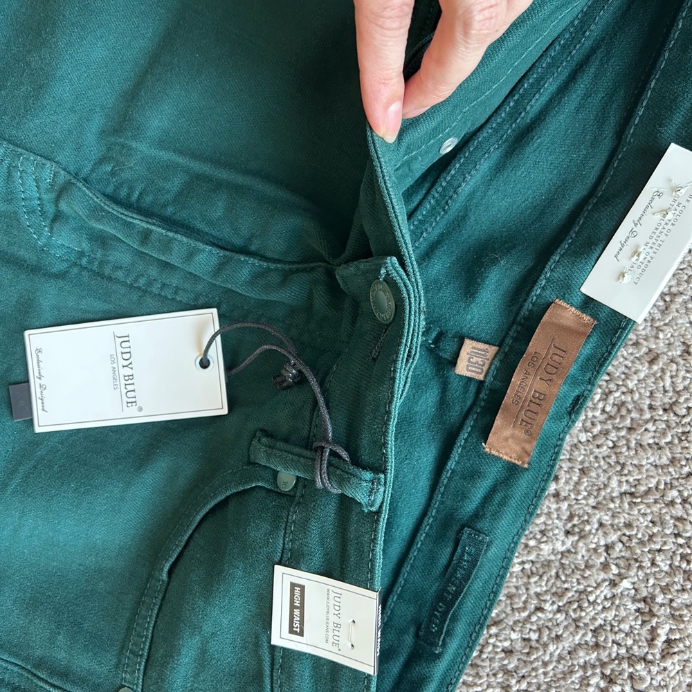 NWT Judy Blue Crop Wide Leg Jeans - Picture 4 of 6